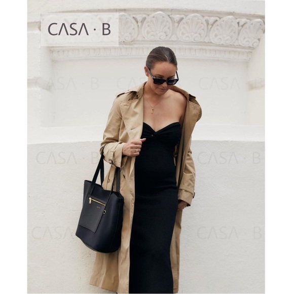 CASA B Dresses & Skirts - NEW to CASA B💫| Renee Twist Front Sweetheart Knit Black Bodycon Dress